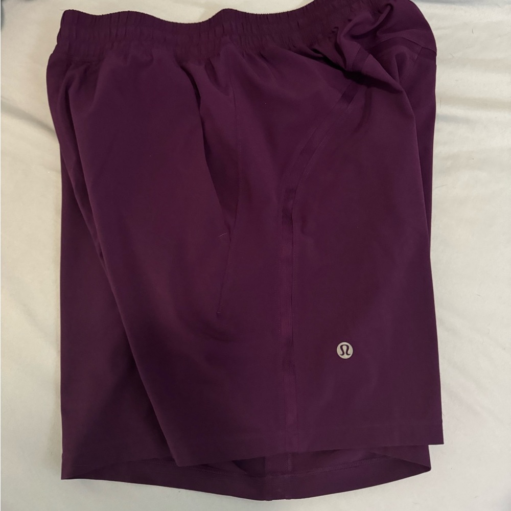 Men’s lululemon shorts